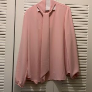 XL pink Kasper blouse with tie lightly worn. Perfect for professional attire.